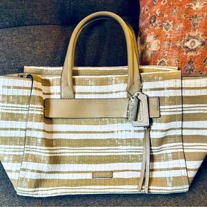 Coach Bleecker Riley Carryall bag